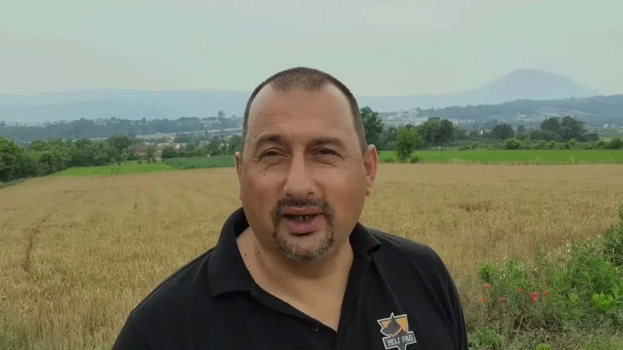 Jedna porodica, jedan pas ( VIDEO)