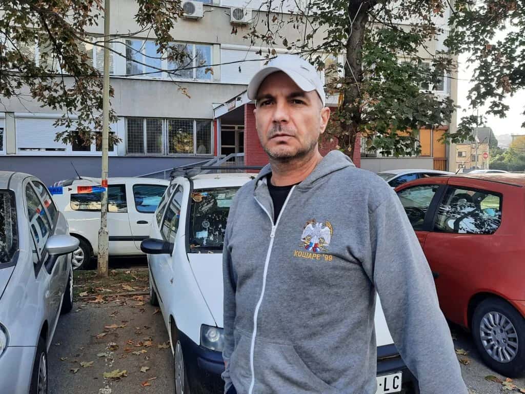 Tomislavu pas spasio život od požara: Potresno svedočenje stanara iz solitera u Kragujevcu u kom su sinoć nastradale dve žene